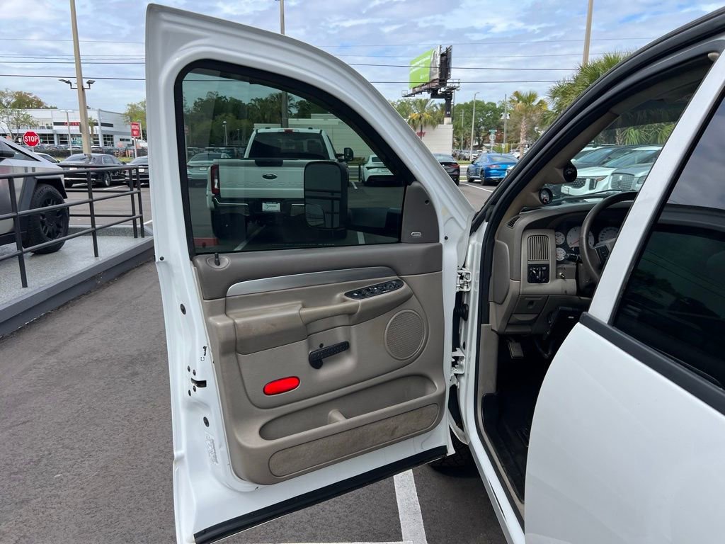 Used 2004 Dodge Ram 3500 Truck ST w/ Trailer Tow Group image 19