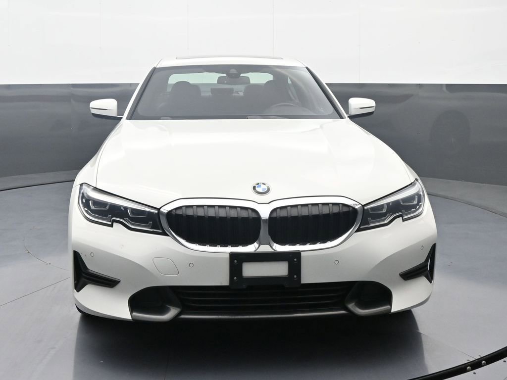 Used 2021 BMW 330i xDrive Sedan w/ Convenience Package AWD/4WD image 2