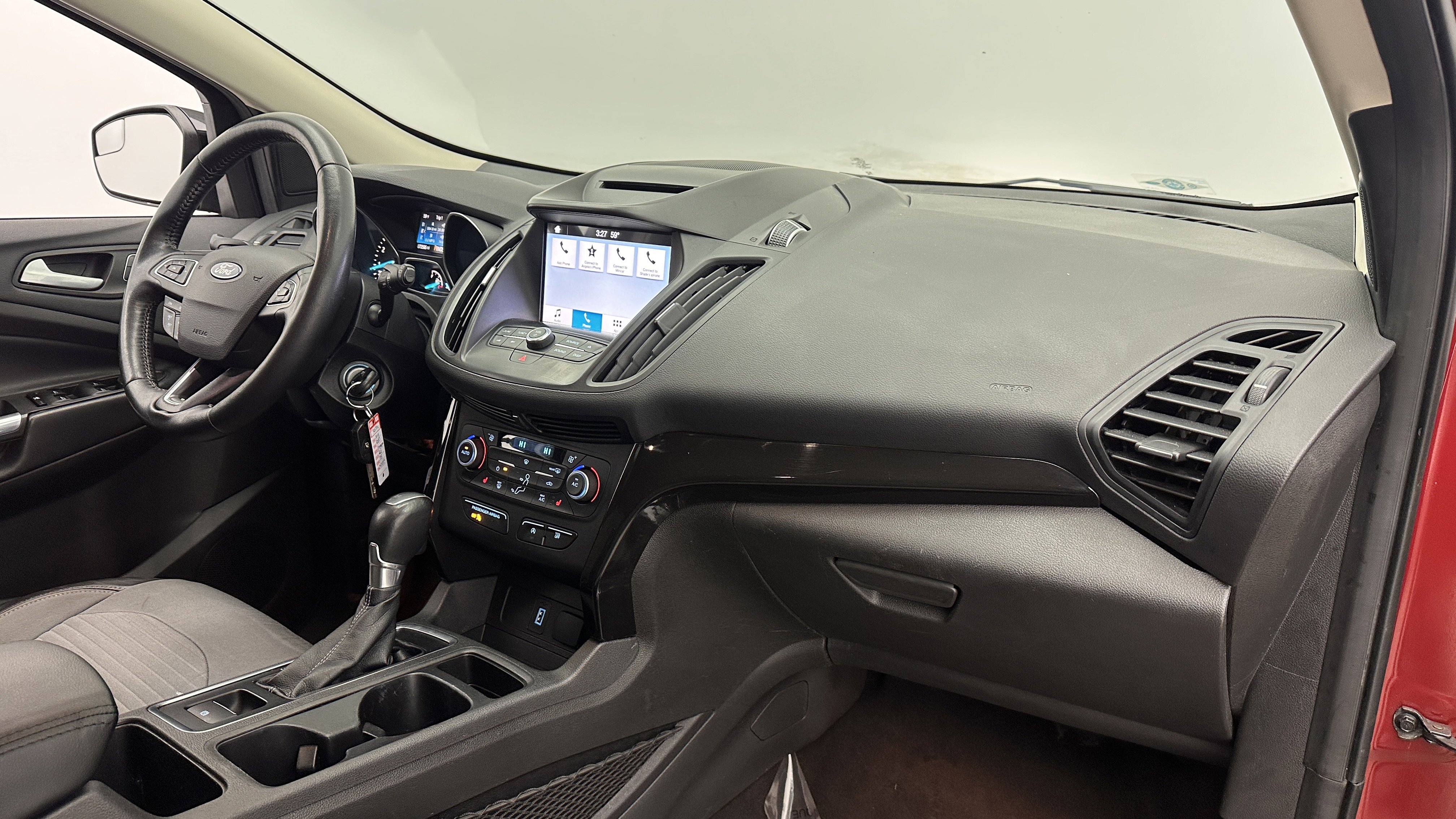 Used 2018 Ford Escape SE w/ SE Sport Appearance Package AWD/4WD image 32