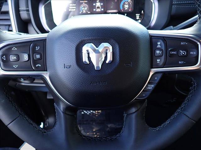 Used 2025 RAM 3500 Laramie AWD/4WD image 18