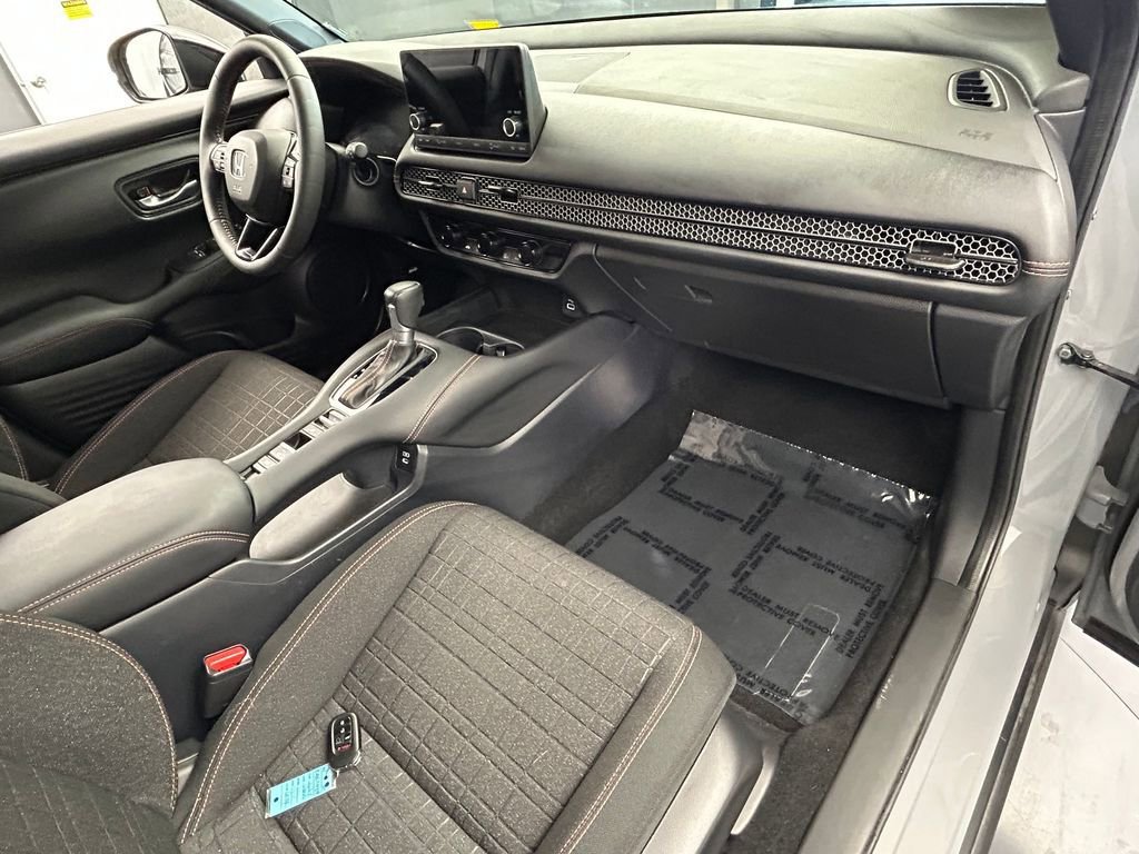 Used 2024 Honda HR-V Sport image 44