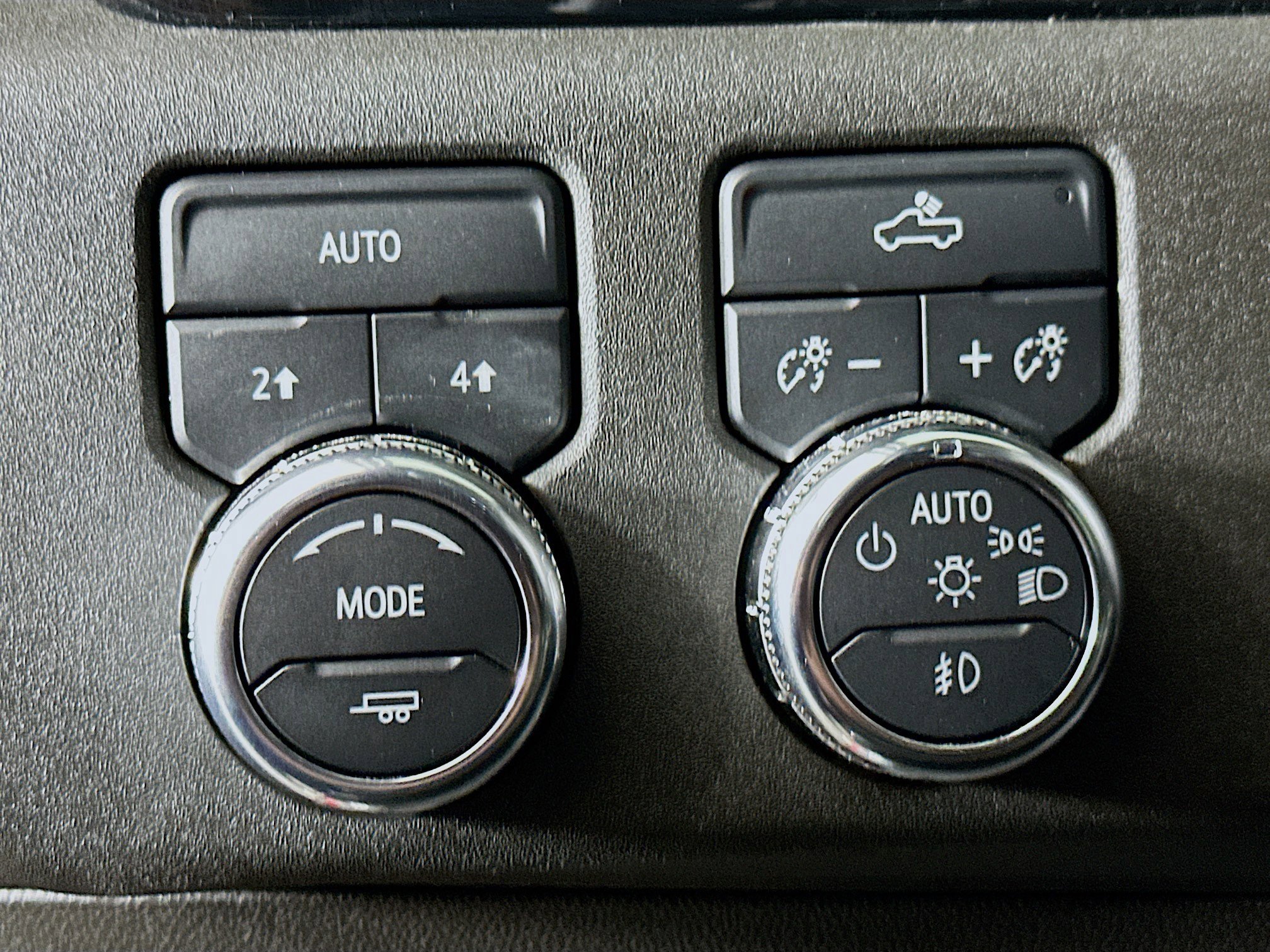 Used 2023 GMC Sierra 1500 Elevation image 17