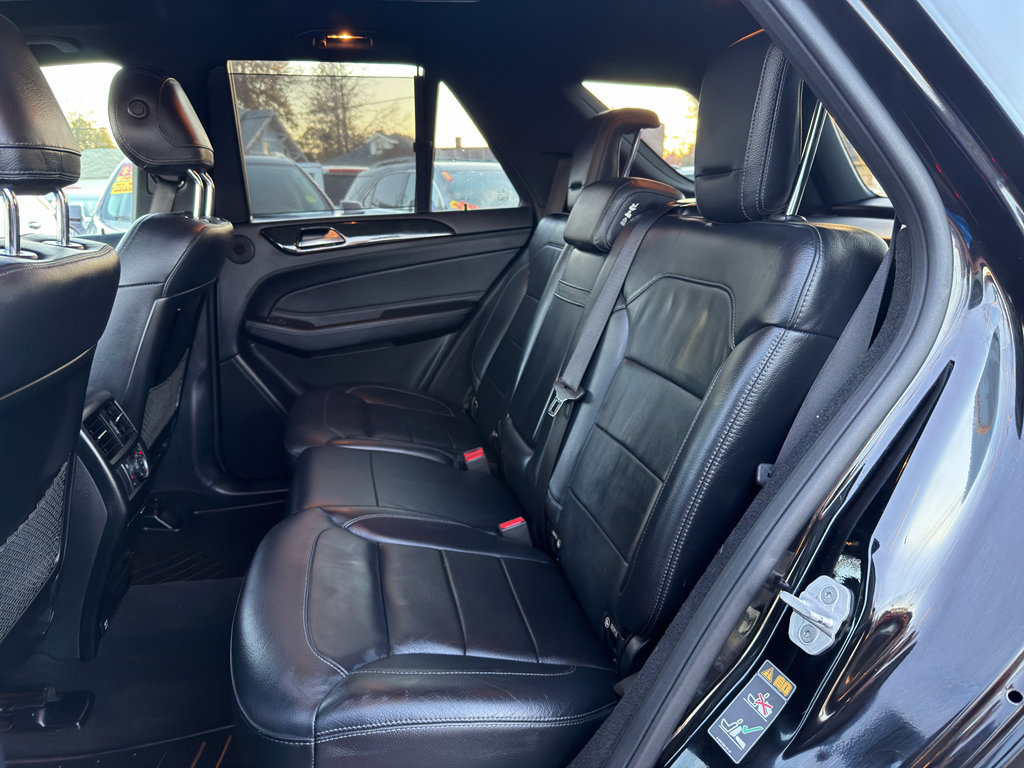 Used 2018 Mercedes-Benz GLE 43 AMG 4MATIC image 16