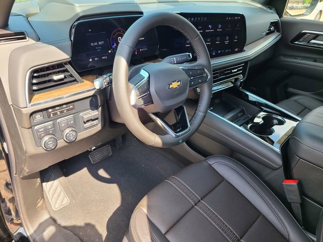 New 2025 Chevrolet Suburban High Country image 13