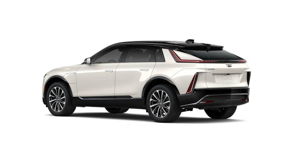 New 2027 Cadillac Lyriq Sport w/ LPO, Floor Liner Package AWD/4WD image 28