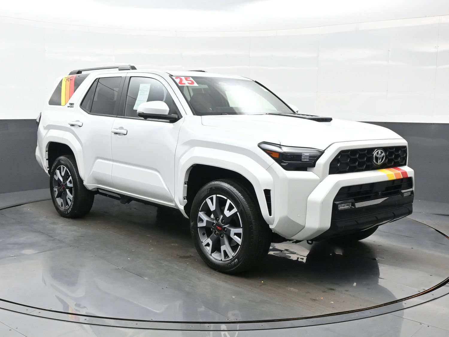 Used 2025 Toyota 4Runner TRD Sport Premium AWD/4WD image 8