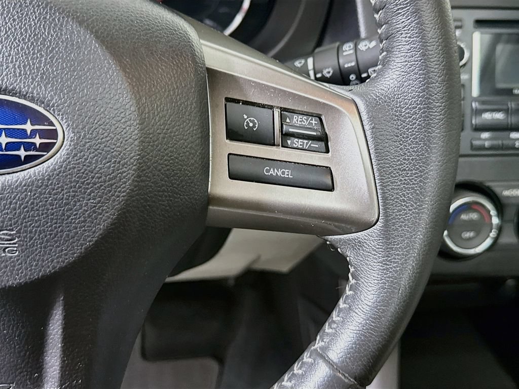 Used 2015 Subaru Forester 2.5i Touring AWD/4WD image 12
