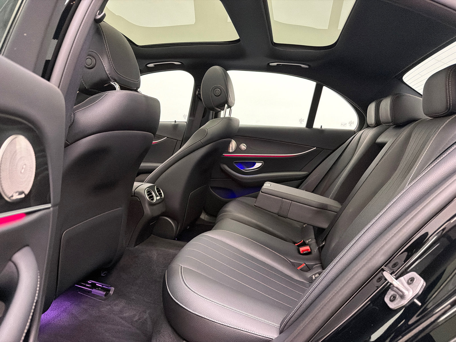 Used 2022 Mercedes-Benz E 450 4MATIC Sedan image 19