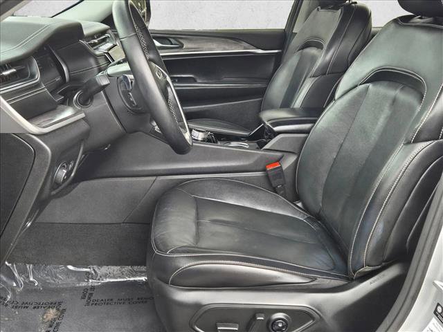 Used 2021 Jeep Grand Cherokee L Limited image 17