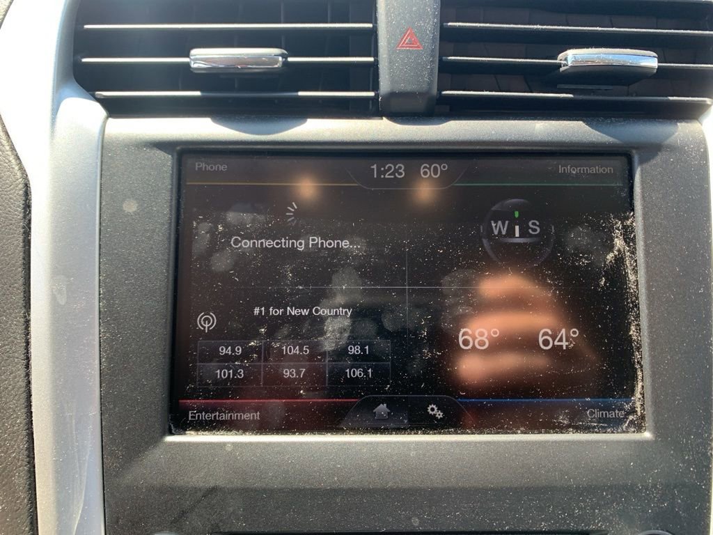 Used 2016 Ford Fusion SE image 39