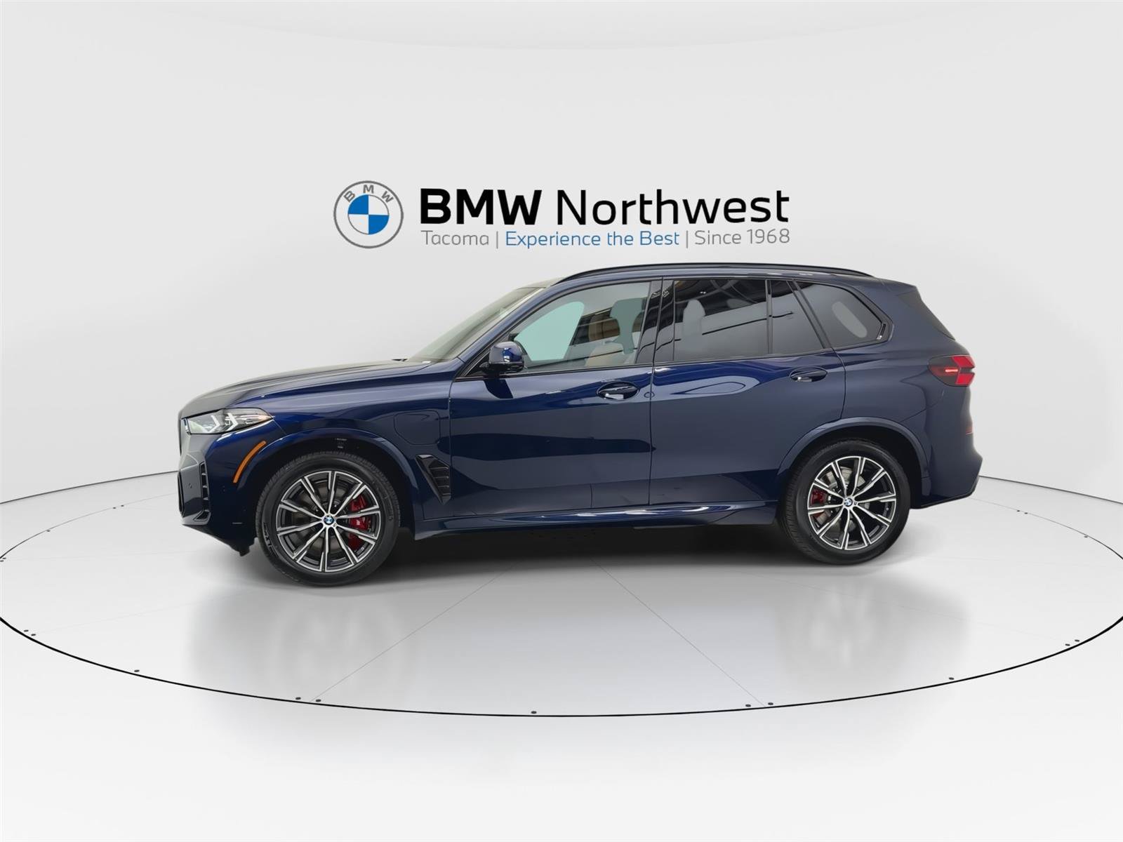 New 2026 BMW X5 xDrive50e w/ Executive Package AWD/4WD image 10