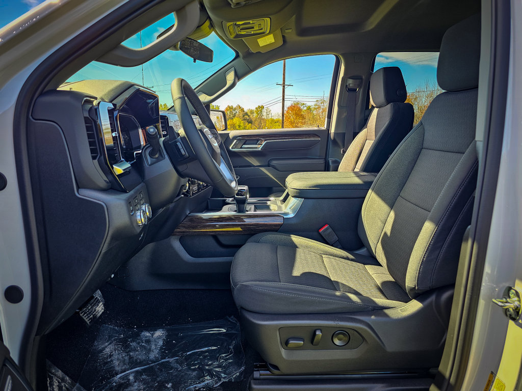 New 2026 GMC Sierra 1500 Elevation w/ Preferred Package AWD/4WD image 13