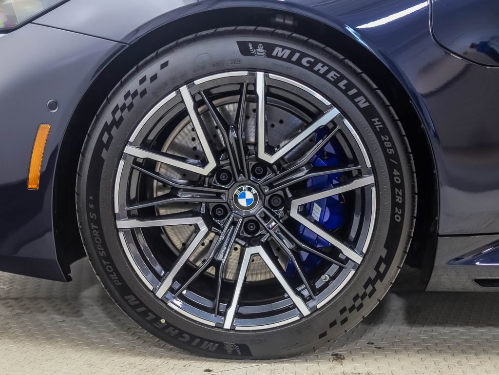 New 2026 BMW M5 Touring w/ Executive Package image 2