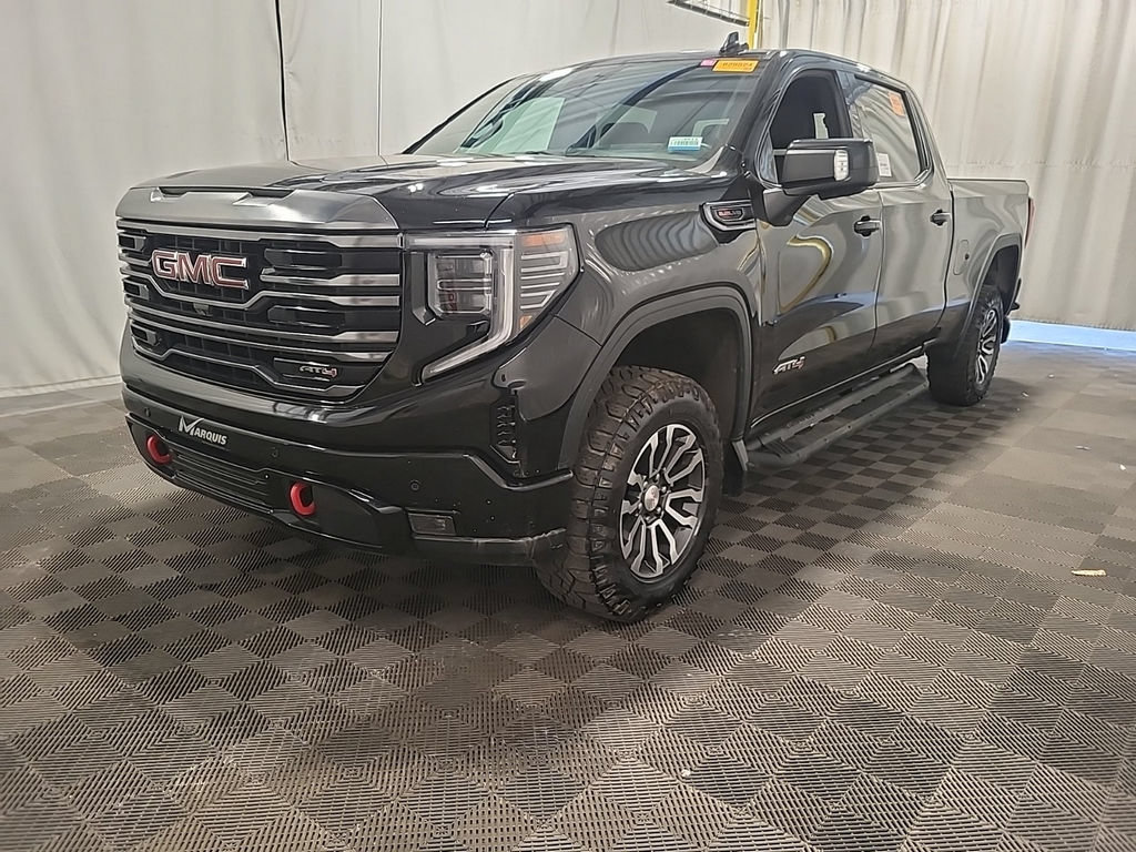 Used 2022 GMC Sierra 1500 AT4 w/ Technology Package AWD/4WD image 2