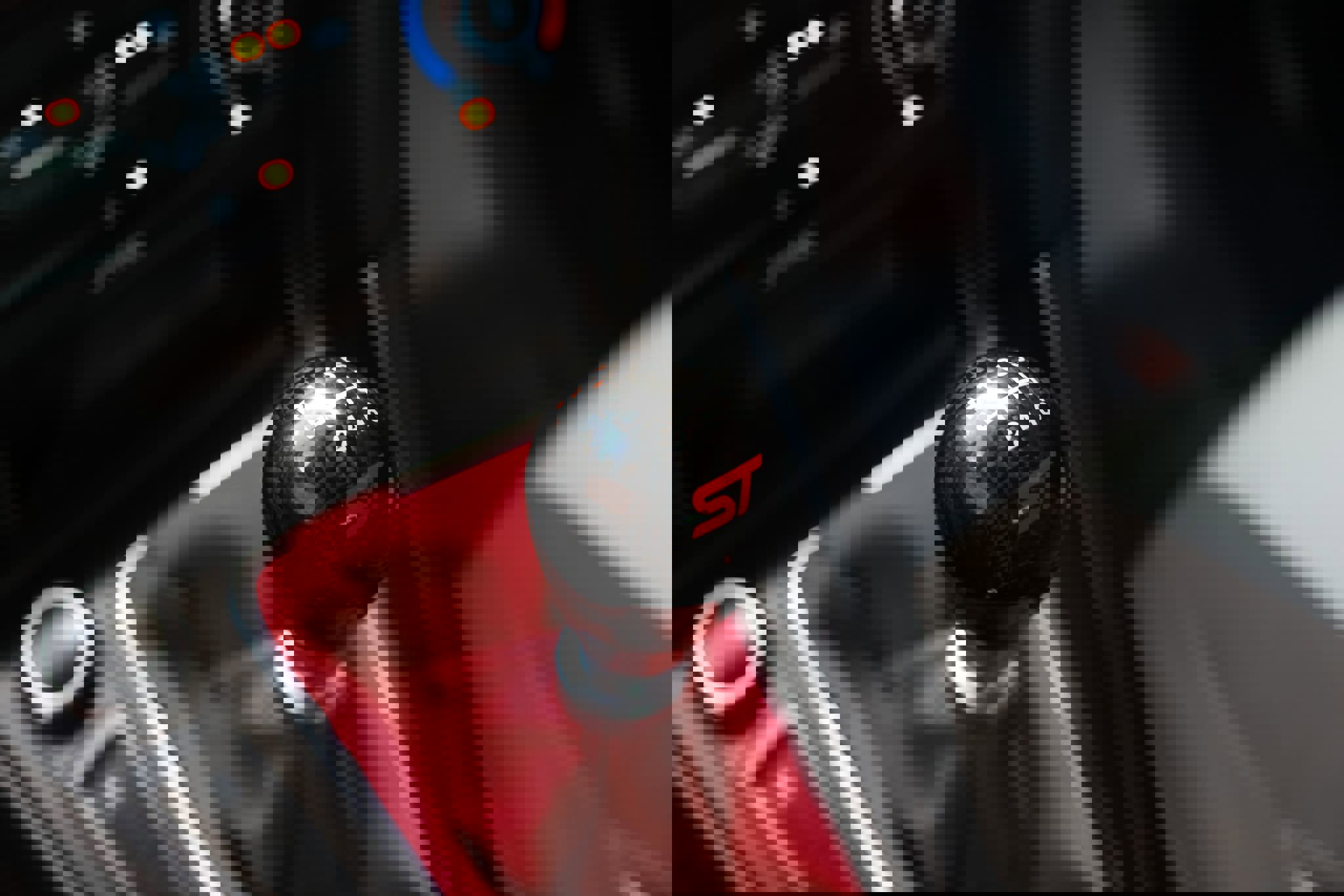 Used 2017 Ford Focus ST FWD image 46