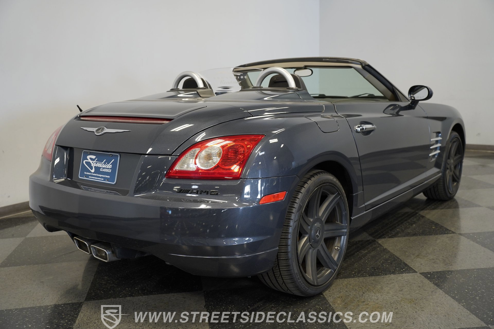 Used 2006 Chrysler Crossfire Limited image 11