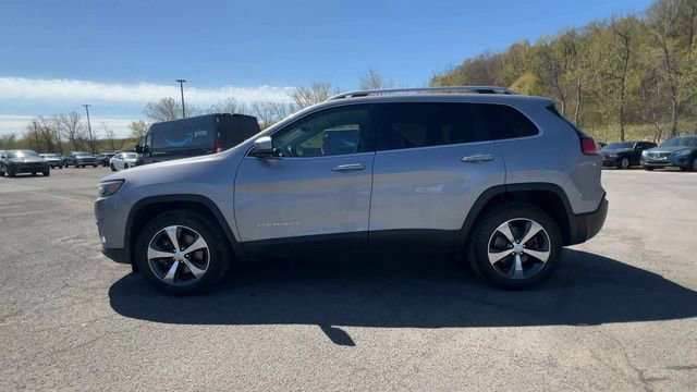 Used 2019 Jeep Cherokee Limited AWD/4WD image 5
