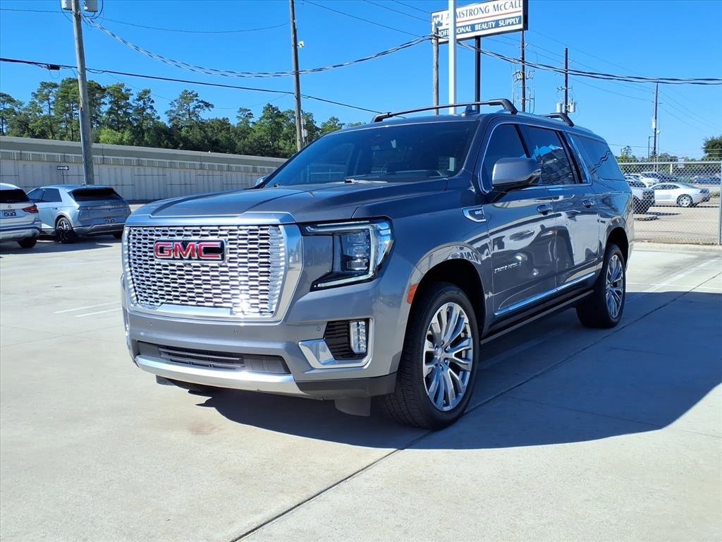 Used 2023 GMC Yukon Denali Ultimate image 9