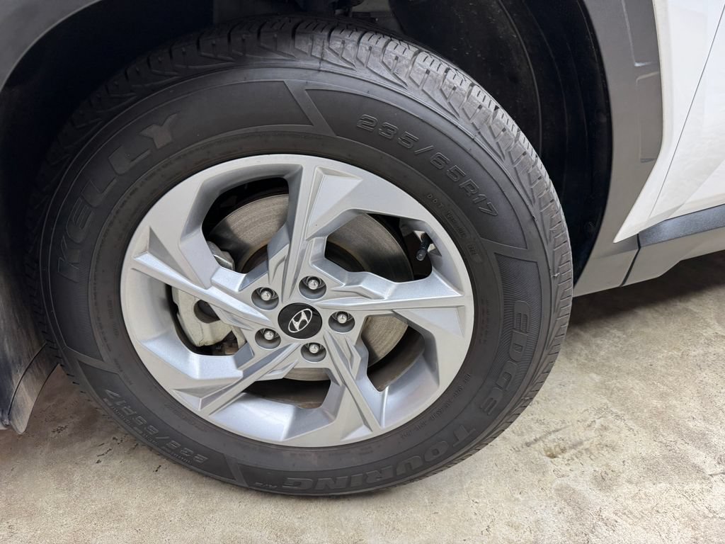 Used 2023 Hyundai Tucson SEL FWD image 28
