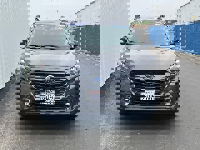 Used 2025 Subaru Outback Premium image 2