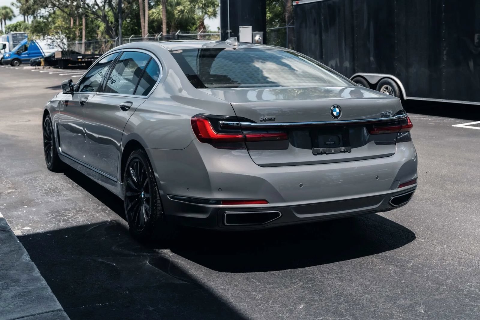 Used 2022 BMW 740i xDrive w/ Premium Package AWD/4WD image 7