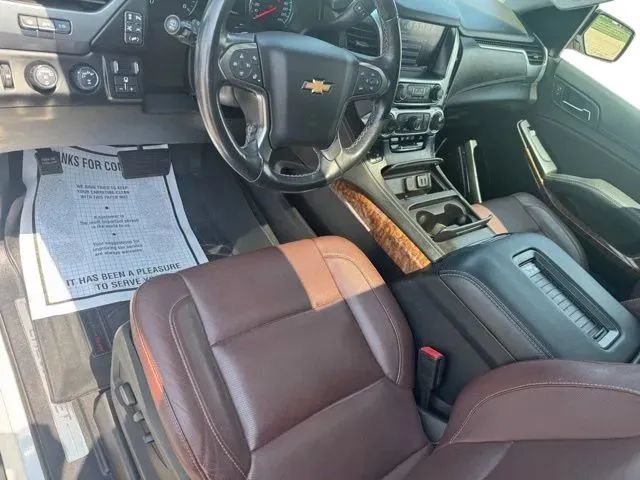 Used 2019 Chevrolet Suburban Premier w/ Premier Plus Edition AWD/4WD image 10