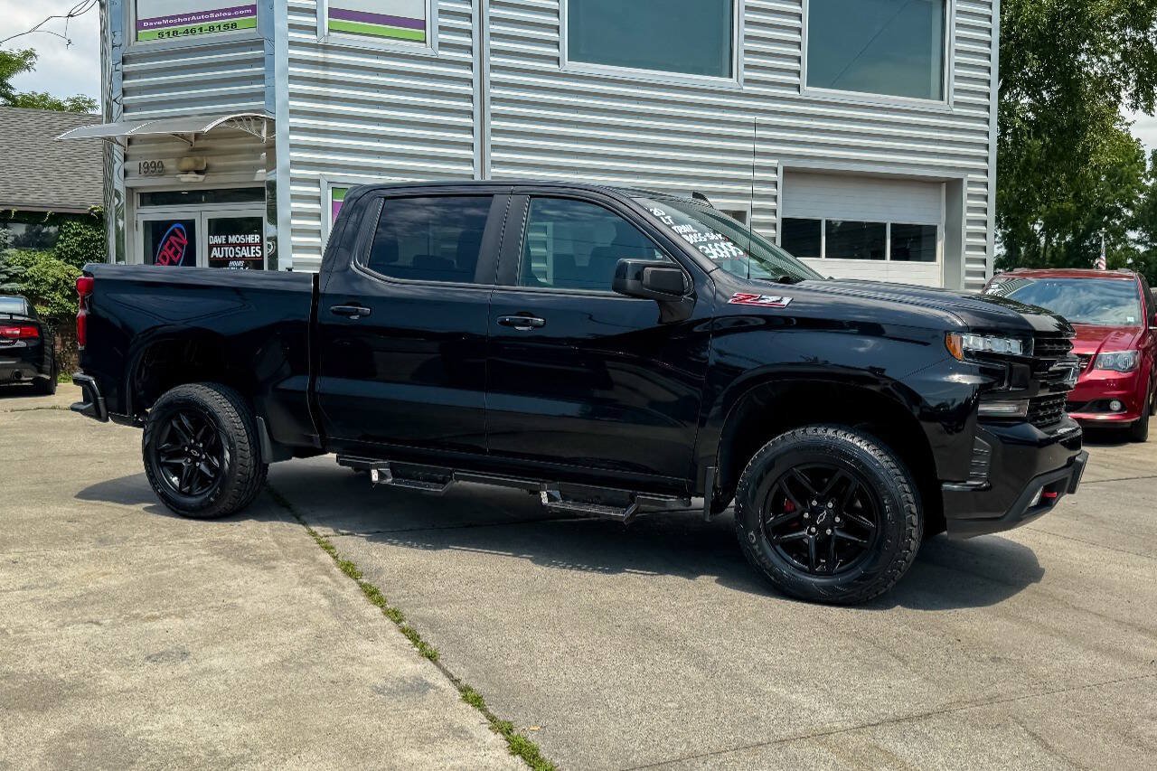 Used 2020 Chevrolet Silverado 1500 LT Trail Boss w/ Convenience Package AWD/4WD image 2
