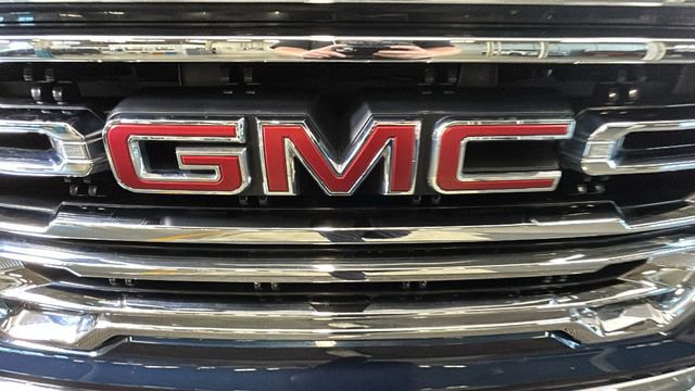 Used 2020 GMC Sierra 1500 SLT w/ SLT Premium Plus Package AWD/4WD image 9