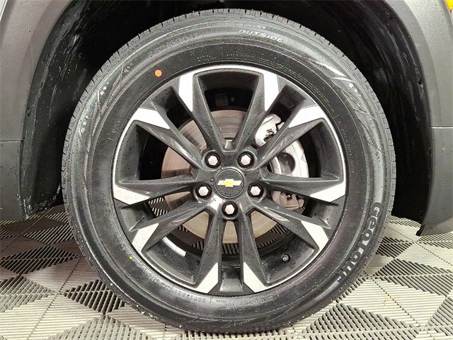 Used 2023 Chevrolet TrailBlazer LT w/ Convenience Package image 11
