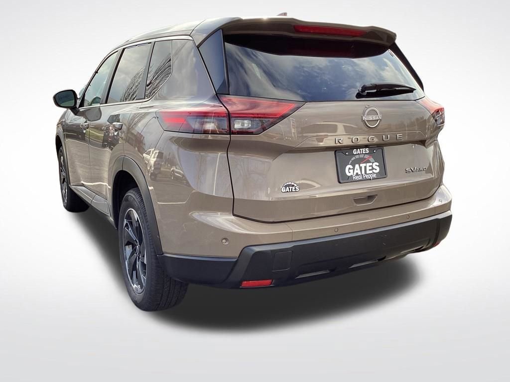 Used 2024 Nissan Rogue SV image 7