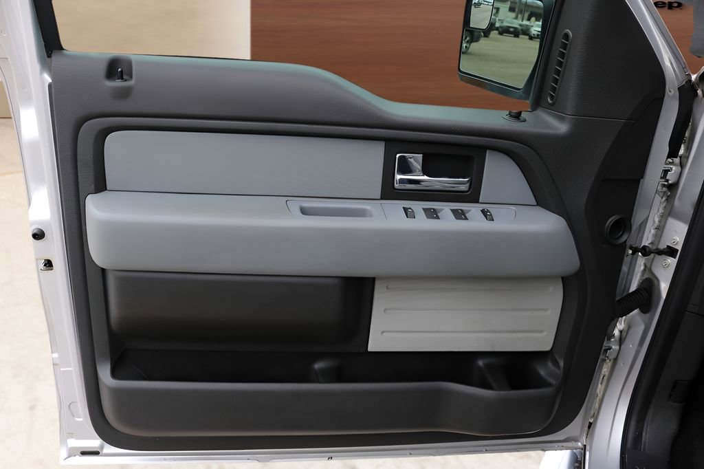 Used 2014 Ford F150 XLT w/ Equipment Group 302A Luxury RWD image 12