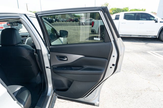 Used 2023 Nissan Murano SL w/ SL Moonroof Package FWD image 14