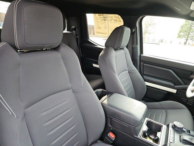 Used 2024 Toyota Tacoma TRD Off-Road image 12