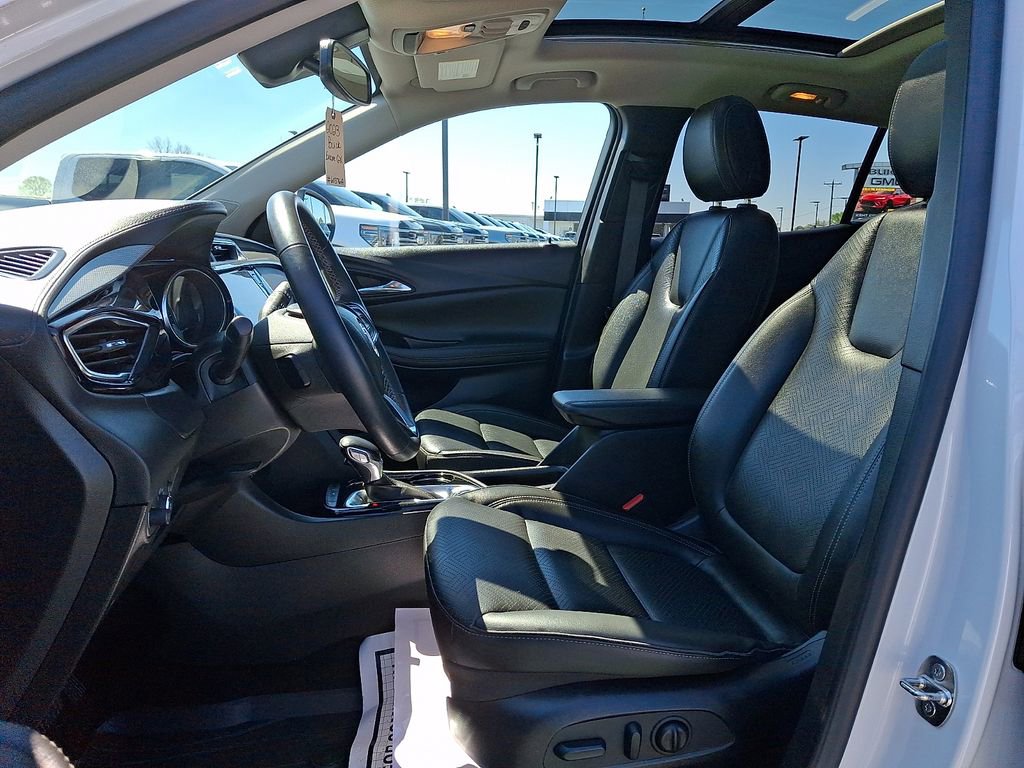 Used 2023 Buick Encore GX Essence w/ Experience Buick Package image 13