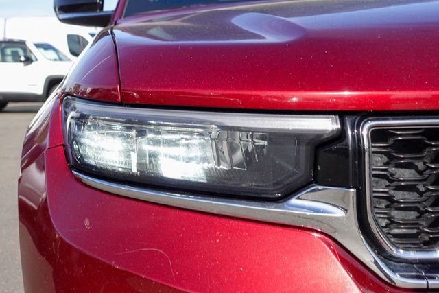 Used 2023 Jeep Grand Cherokee Limited image 3