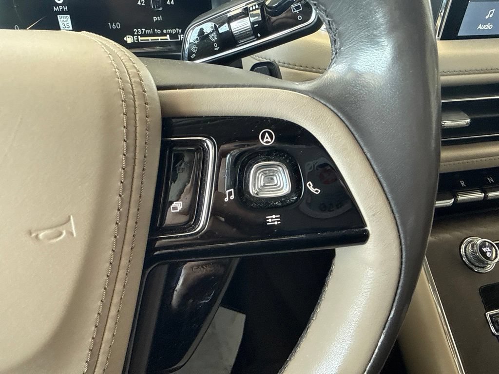 Used 2021 Lincoln Aviator Reserve w/ Equipment Group 201A AWD/4WD image 16