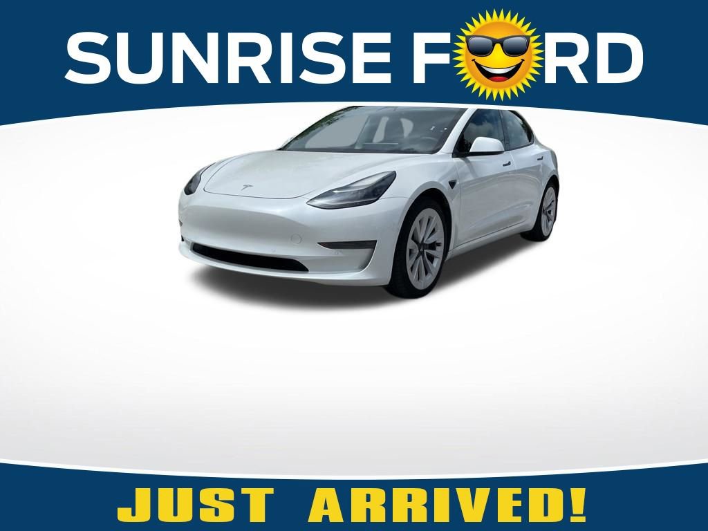 Used 2021 Tesla Model 3 Long Range image 1