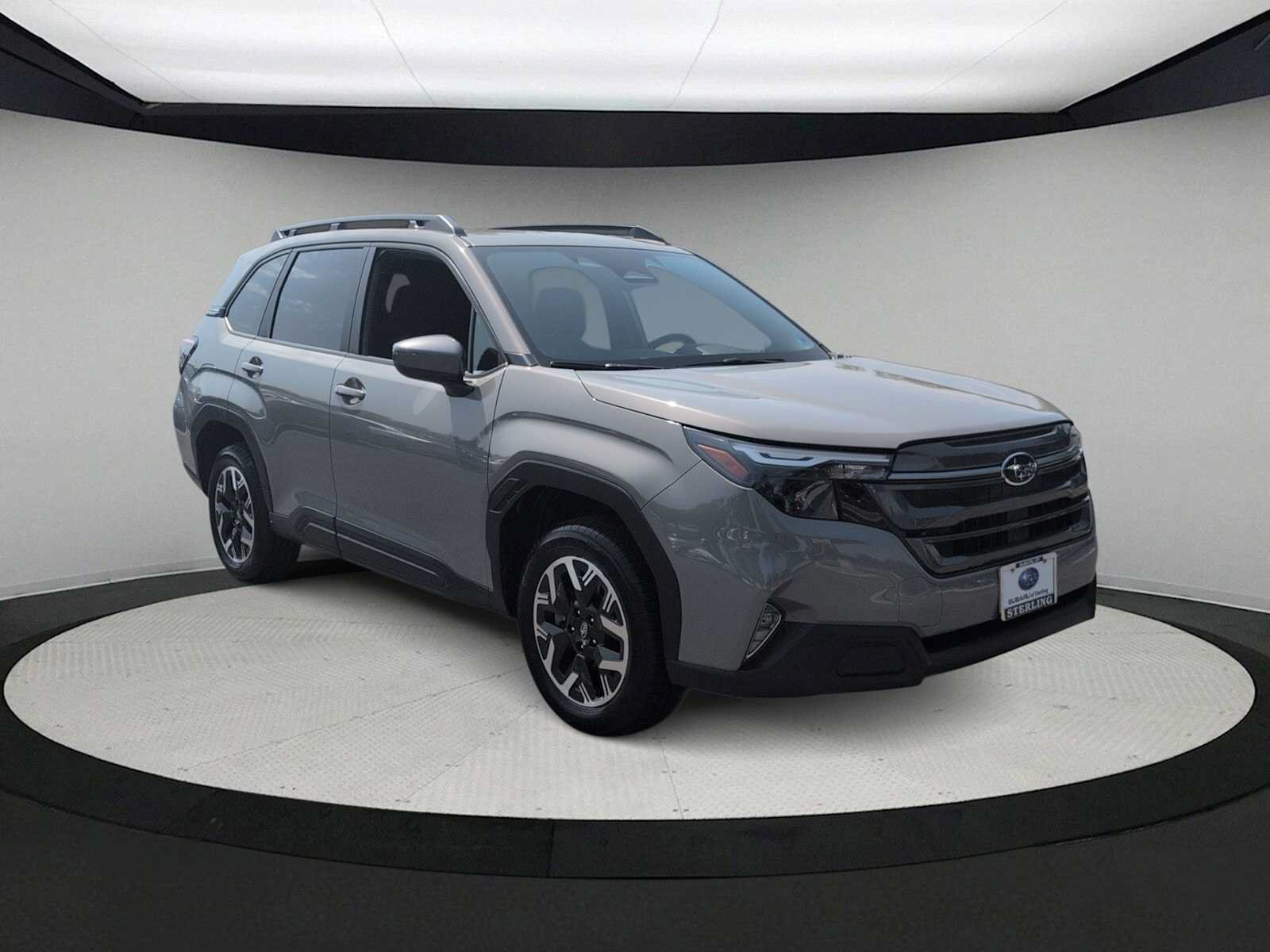 Used 2026 Subaru Forester Premium AWD/4WD image 2