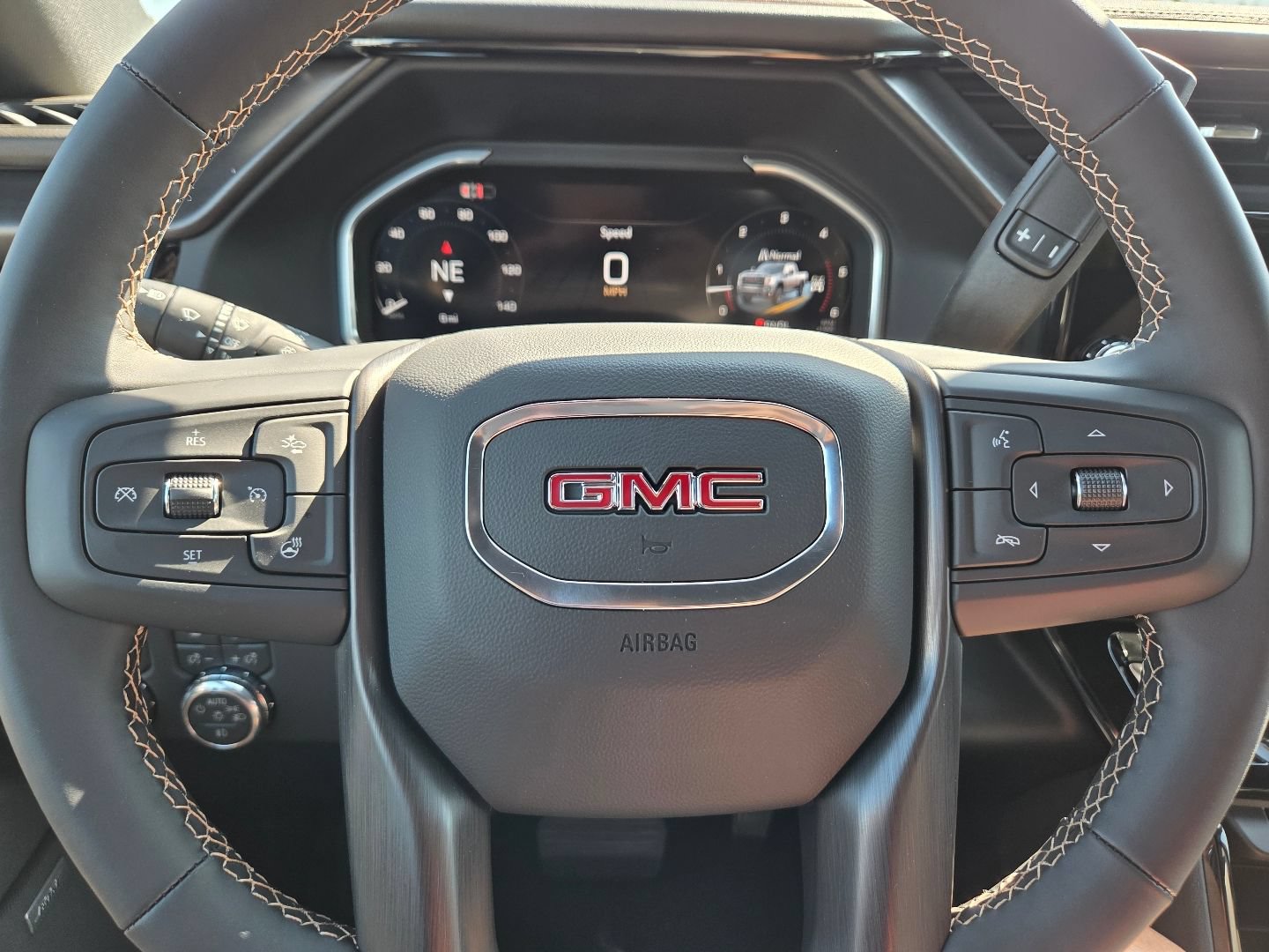 New 2026 GMC Sierra 2500 AT4 w/ AT4 Premium Plus Package AWD/4WD image 34
