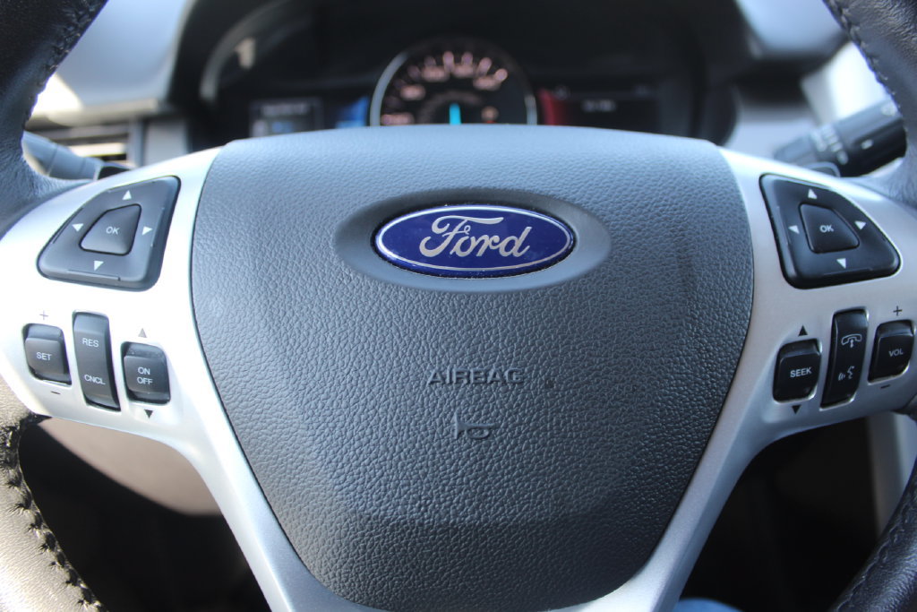 Used 2014 Ford Edge Sport w/ Driver Entry Package AWD/4WD image 31