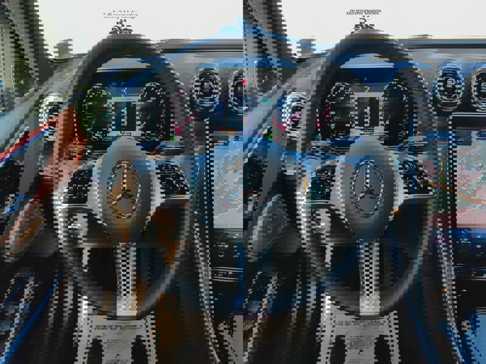 Used 2025 Mercedes-Benz C 300 4MATIC Sedan image 17