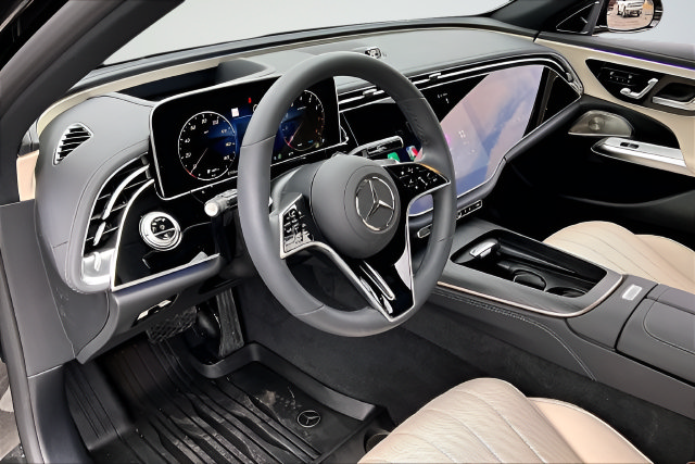 Used 2025 Mercedes-Benz E 350 Sedan image 14
