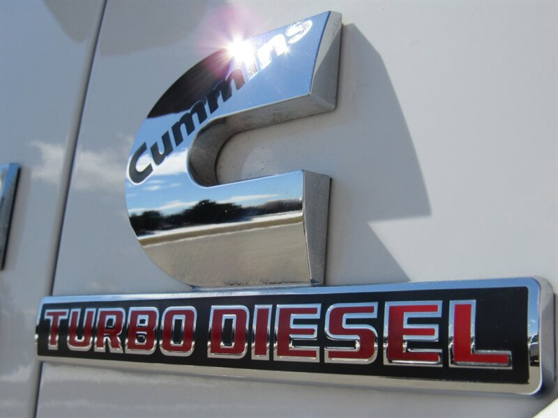 Used 2018 RAM 2500 SLT image 15