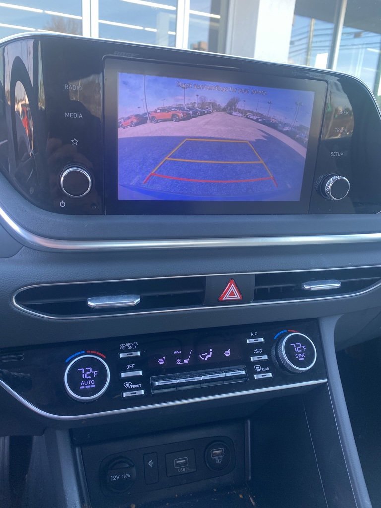 Used 2022 Hyundai Sonata SEL w/ Winter Weather Package image 5
