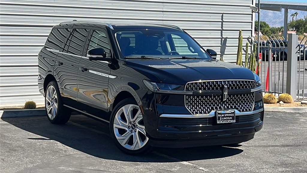New 2025 Lincoln Navigator Reserve image 1