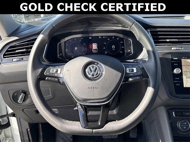 Used 2020 Volkswagen Tiguan SEL image 19