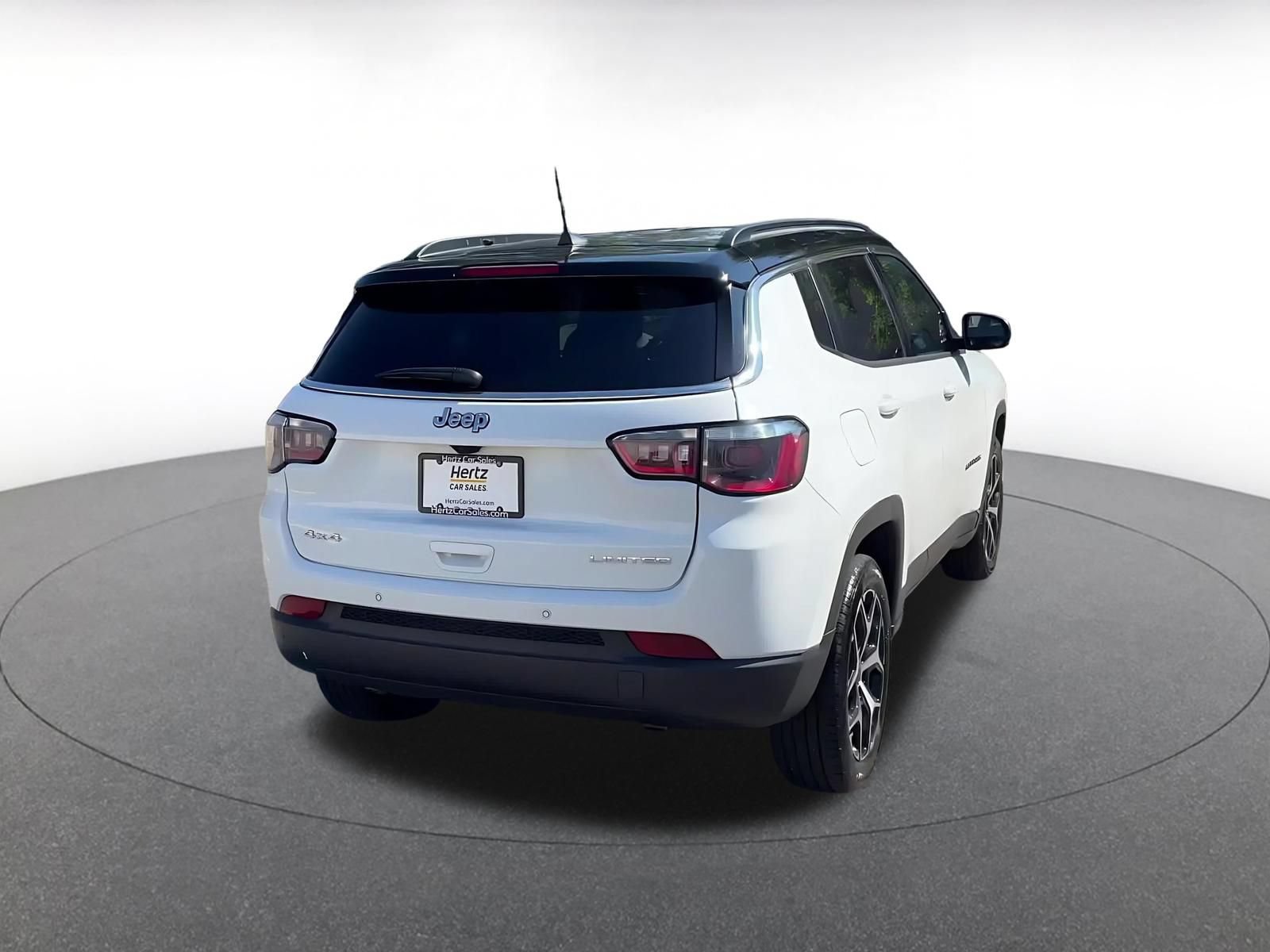 Used 2025 Jeep Compass Limited AWD/4WD image 14
