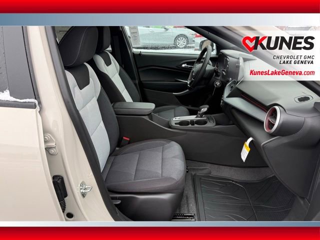 New 2026 Chevrolet Trax RS w/ Driver Confidence Package image 20
