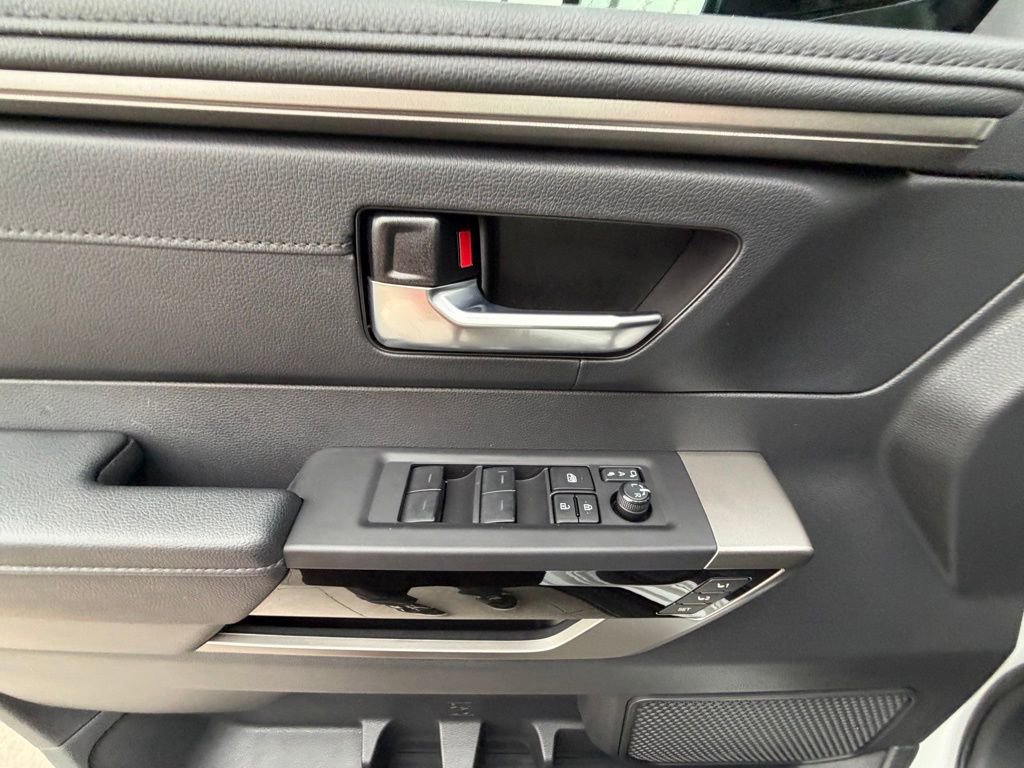 Used 2024 Toyota Sequoia Limited image 23