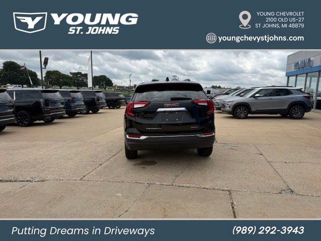Used 2024 GMC Terrain SLT w/ LPO, Floor Liner Package AWD/4WD image 4